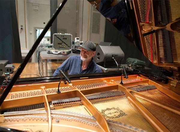 Veteran live sound engineer turned to DPA's DPK2015 Piano Stereo Kit