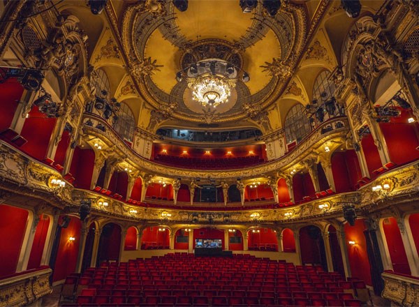 Historic German Theatre Company Implements A Centralised Communications 
